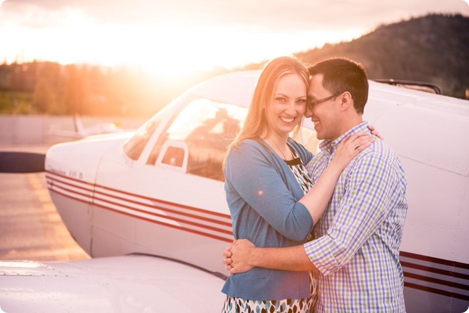 Kelowna-airport-engagement-session_airplane-portraits_91_by-Kevin-Trowbridge